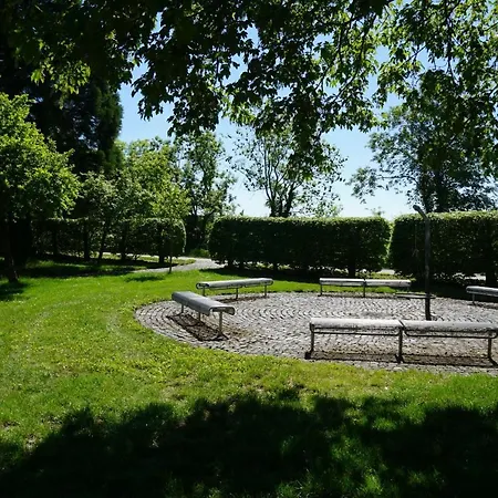 מלון Schloss Kapfenburg