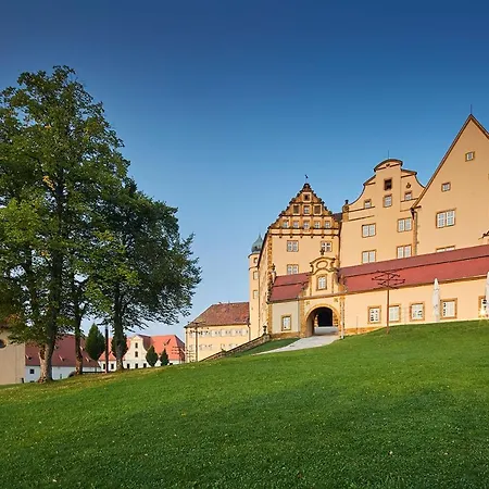 Schloss Kapfenburg * Lauchheim