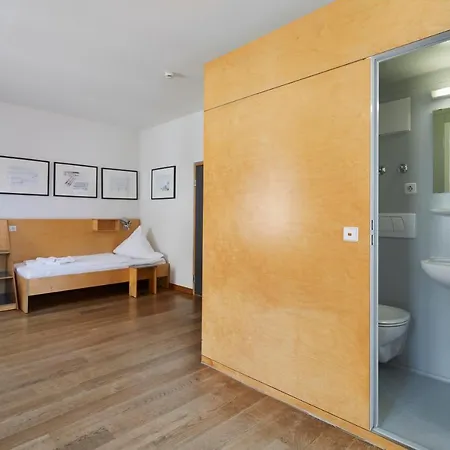 מלון Schloss Kapfenburg